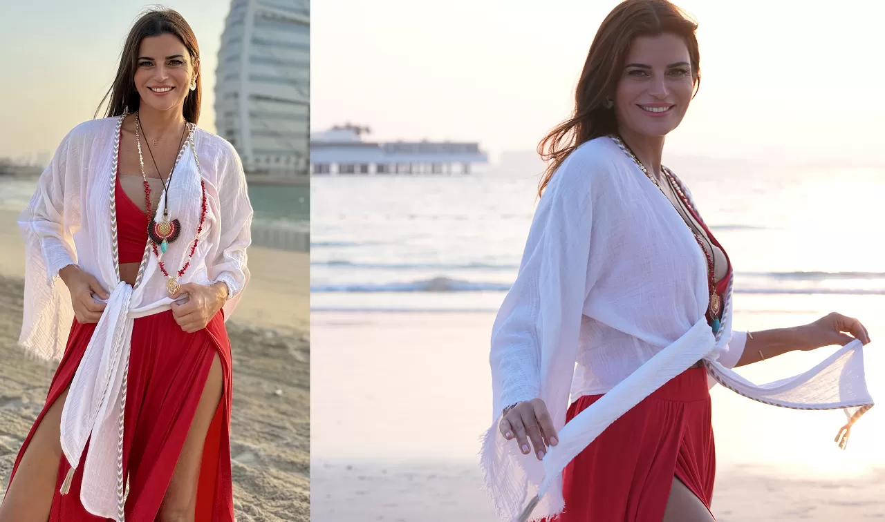 Ece Vahapoğlu Dubai’de Dolunay Seremonisi ve Yoga Yaptırdı