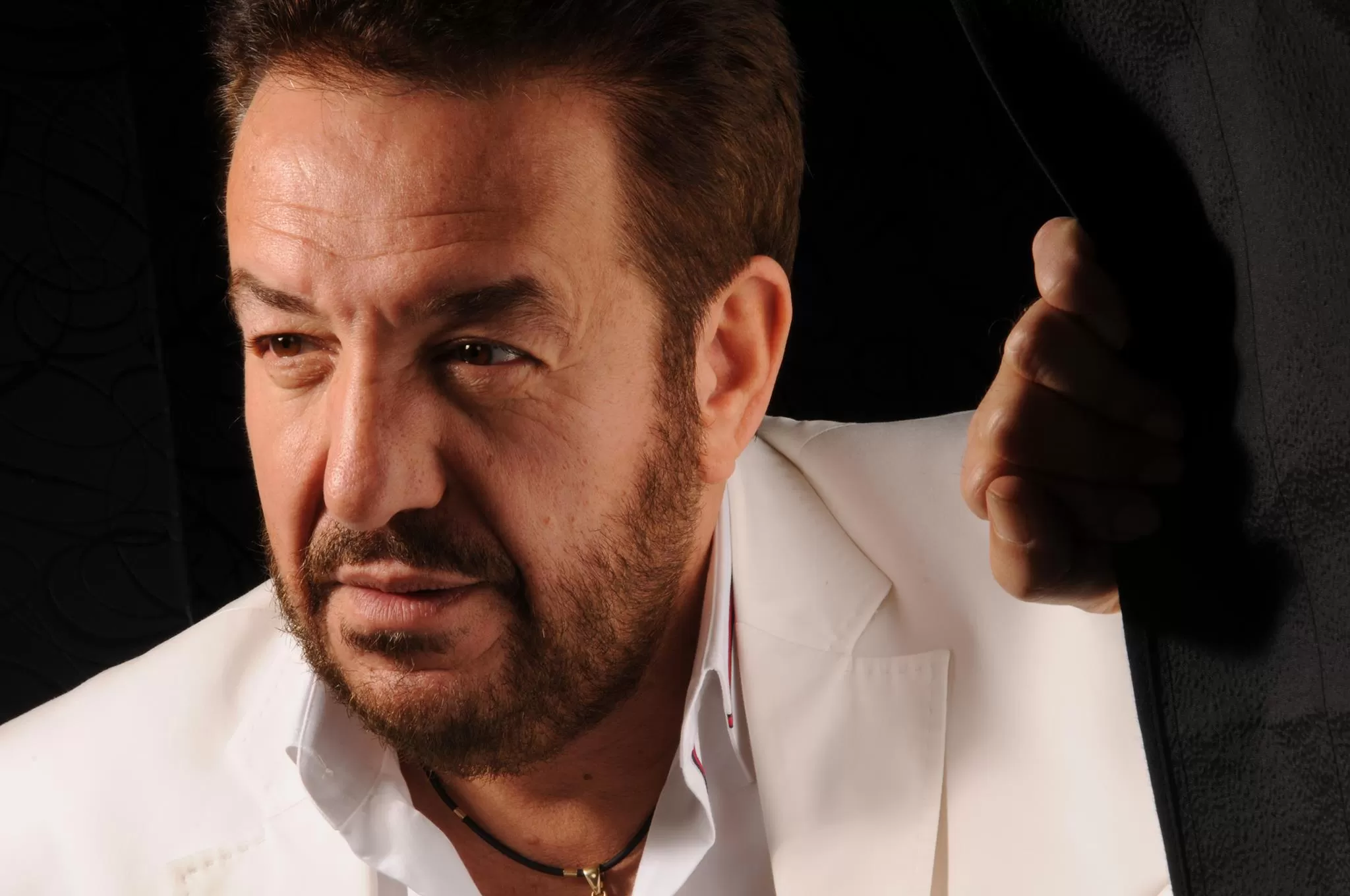 Taverna Müziğinin Efsane Sesi Arif Susam Bursa’da Sahne Alacak