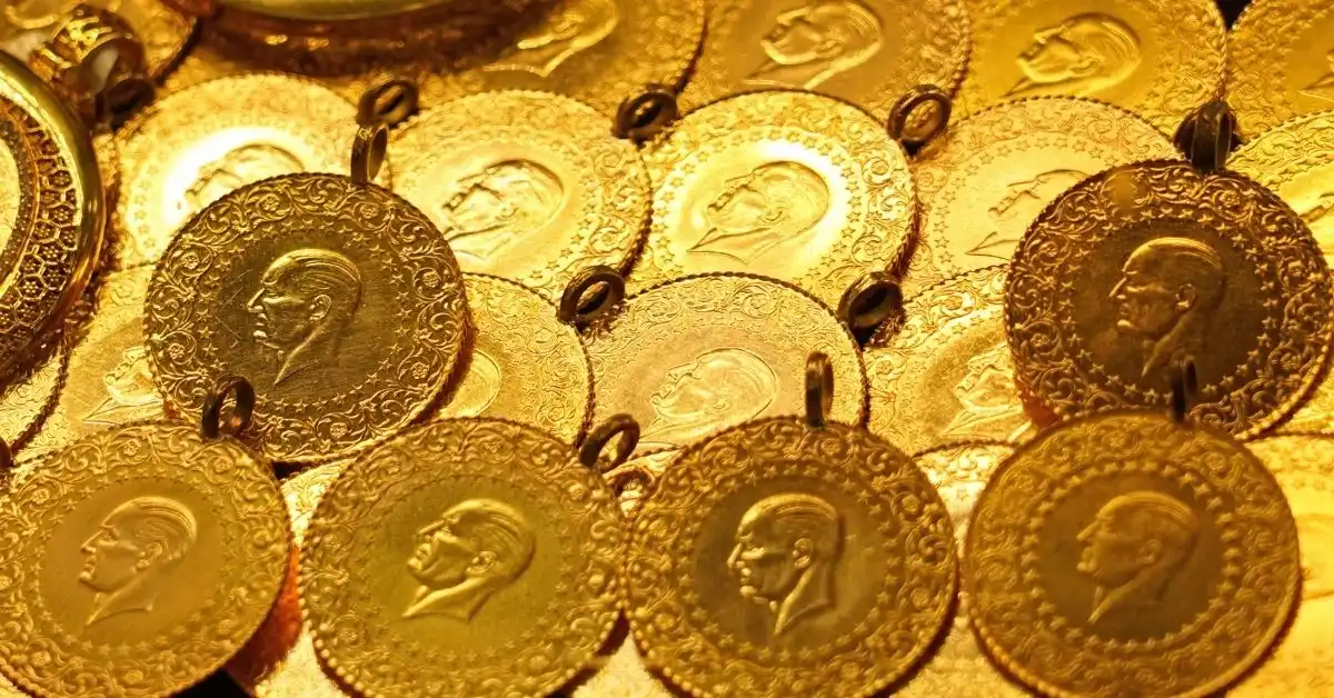 Altın fiyatları güne düşerek başladı